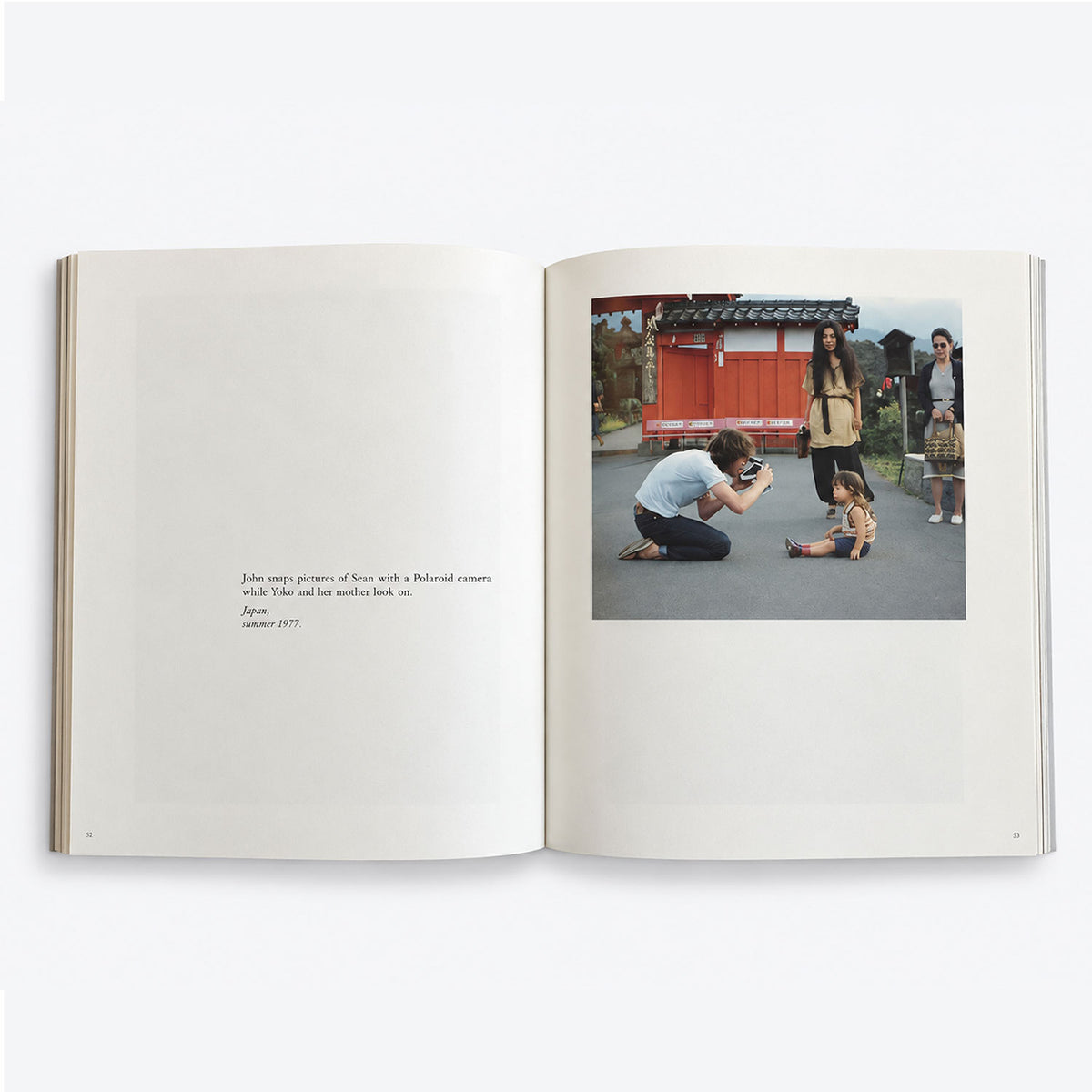 The John Lennon Family Album – Nishi F. Saimaru